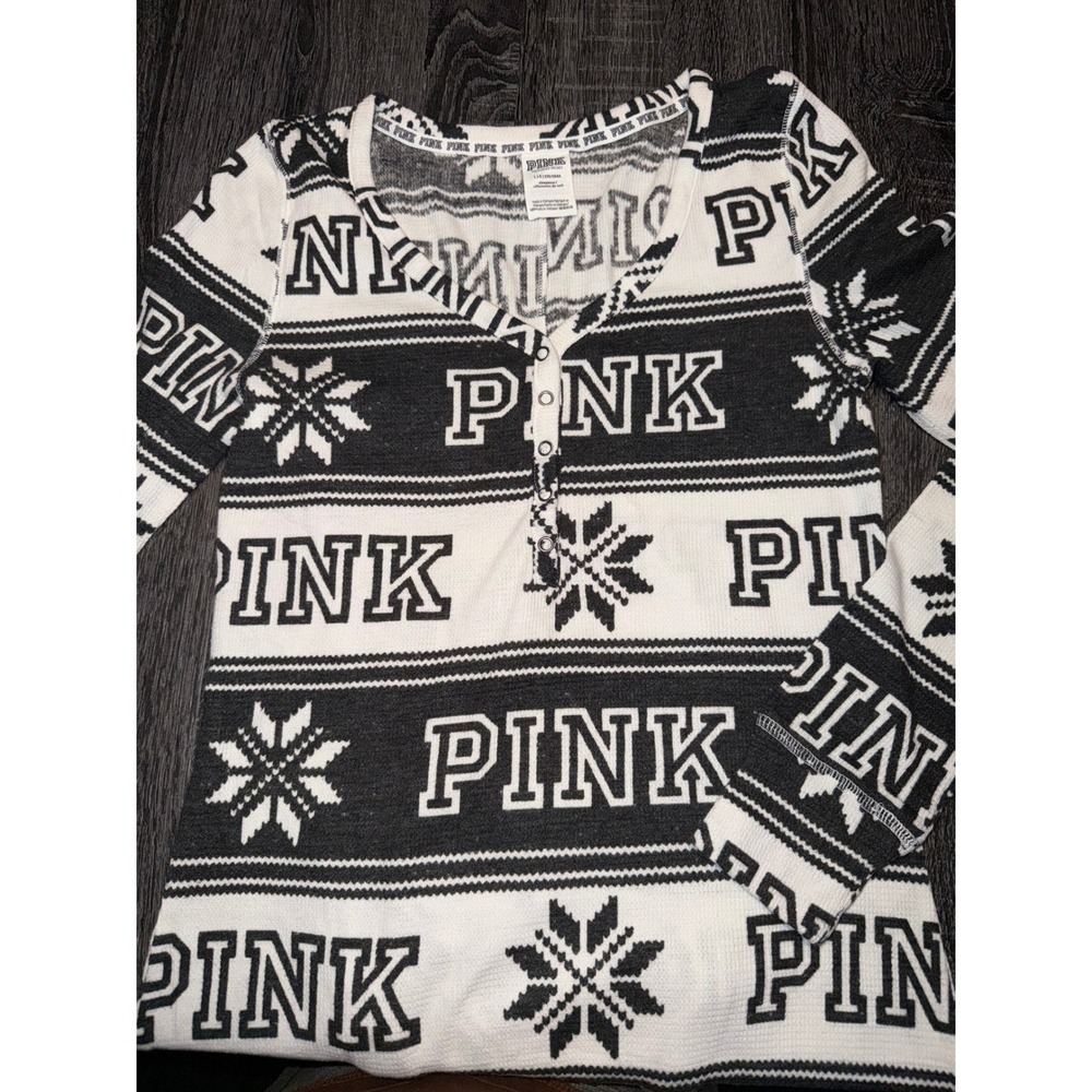 PINK Victoria's Secret Women's Fair Isle Snowflake One-Piece‎ Pajama Romper L